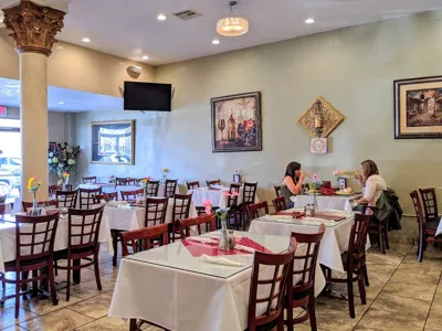 Olive's Mediterranean Cafe, business photo 1